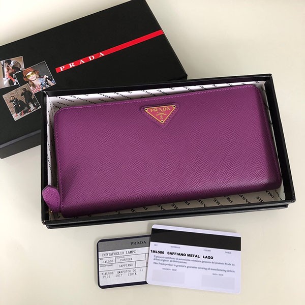 プラダ サフィアーノレザー ジップアラウンド長財布 puj06536
