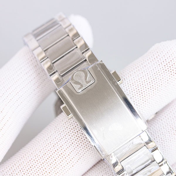 オメガ 偽物 スピードマスター ムーンウォッチ アポロ11号 50周年記念 42mm 310.20.42.50.01.001