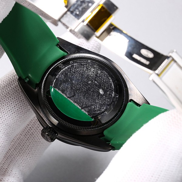 DiW ロレックス 偽物 ミルガウス アビエイター Green Gaussian ウォッチ roe32611