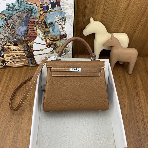 注目度抜群!エルメス ケリー 25 コピー シルバー金具 erm56046
