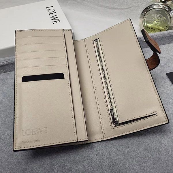 超希少!ロエベ バーティカル ウォレット ラージ 長財布 コピー lom21130