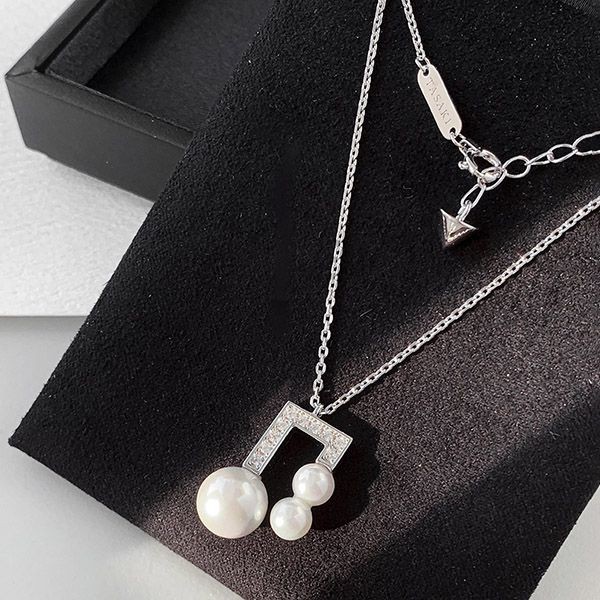 絶対欲しい!TASAKI スーパーコピー バランス ノート パヴェ ペンダント taf99716