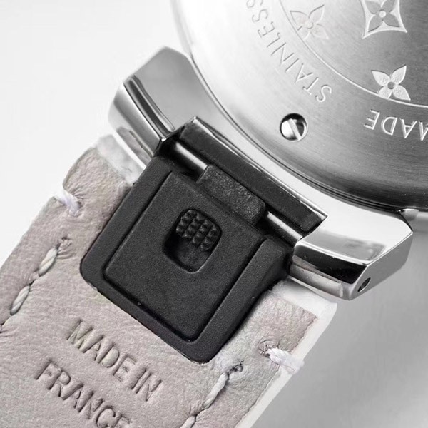 秋冬新作 ルイヴィトン 時計 コピータンブール ストリート ダイバー モノグラム 34mm vub12881