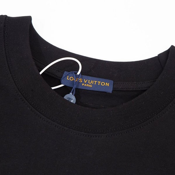 ルイヴィトン 偽物 モノグラムグラデーションTシャツ vuz04721