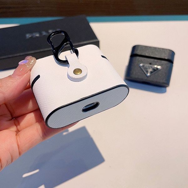 プラダ レザー AirPods Proケース puj21020
