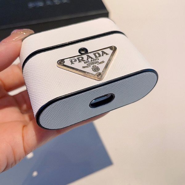 プラダ レザー AirPods Proケース puj21020