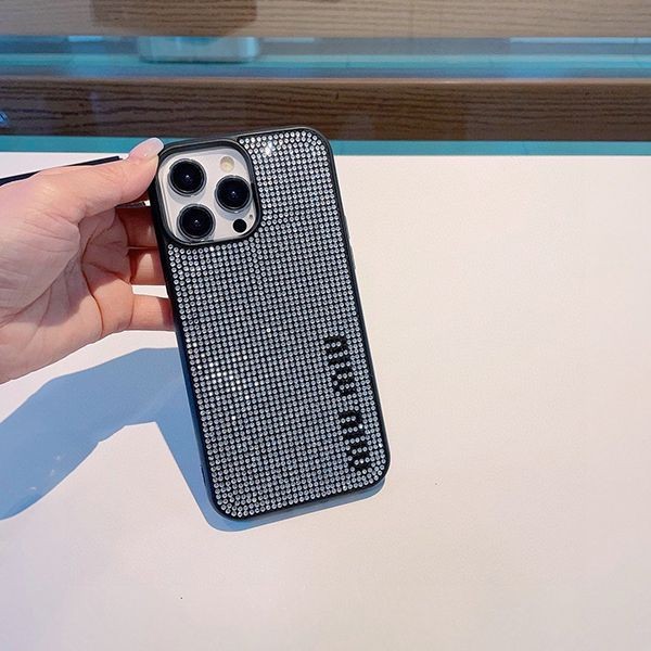 人気 早い者勝ち♡ミュウミュウ iPhone13/14Proケース コピー myv85610