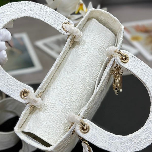 【こだわりある刺繍!】レディディオール 偽物 ミディアム バッグ del10329