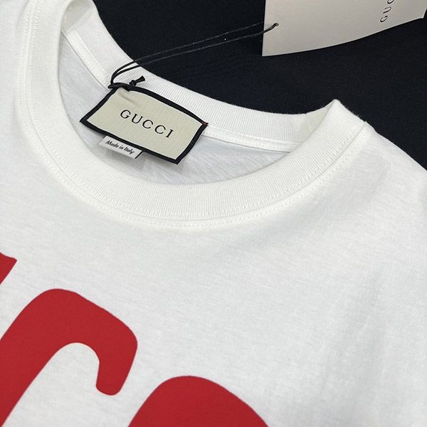 ★日本!!人気!グッチ Since 1921 キャット プリント Tシャツ guu43007