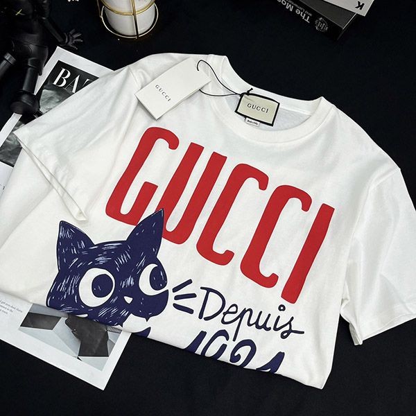 ★日本!!人気!グッチ Since 1921 キャット プリント Tシャツ guu43007