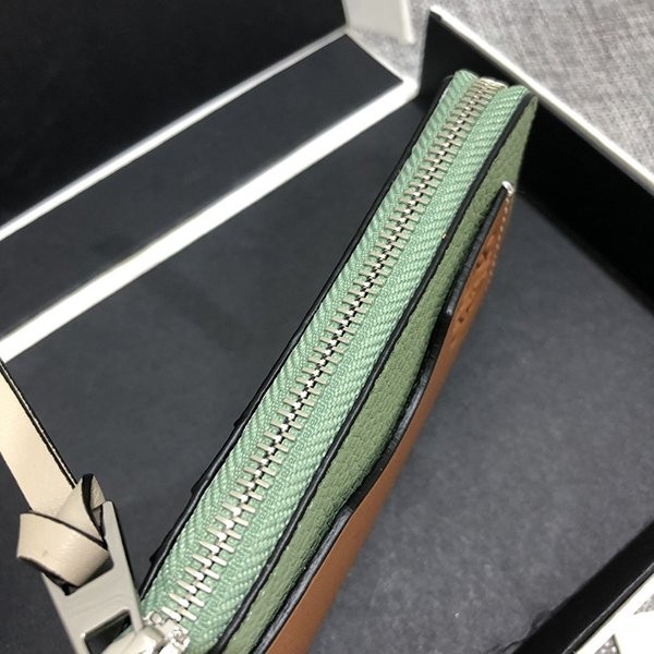 注目度抜群!ロエベ コイン カードホルダー スーパーコピー lot56887