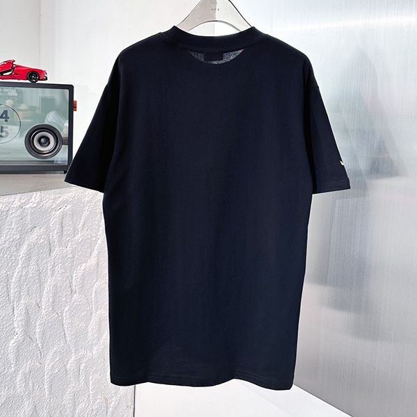 ★安心フェンディ スパンコール ロゴ Tシャツ コピー 2色 feu42766