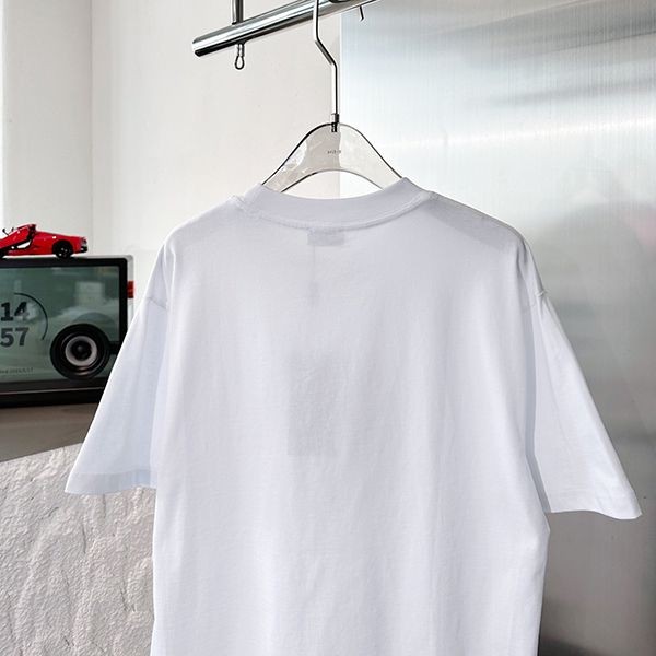 ★安心フェンディ スパンコール ロゴ Tシャツ コピー 2色 feu42766