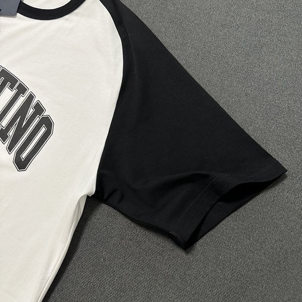 大人気!ヴァレンティノ SIGNATURE プリント Tシャツ コピー Vuo54806