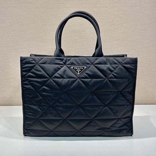プラダ Re-Nylon トップステッチ トートバッグ 偽物 2VG096 puo67071