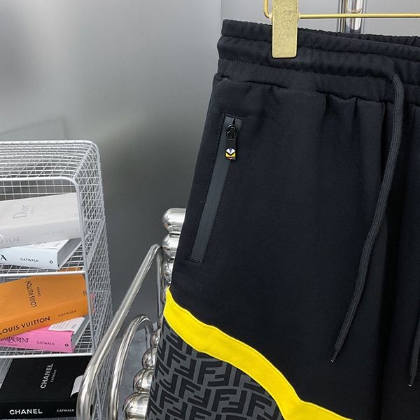 大人気!フェンディ FFモチーフ切替 ジャージー ハーフパンツ feu91264