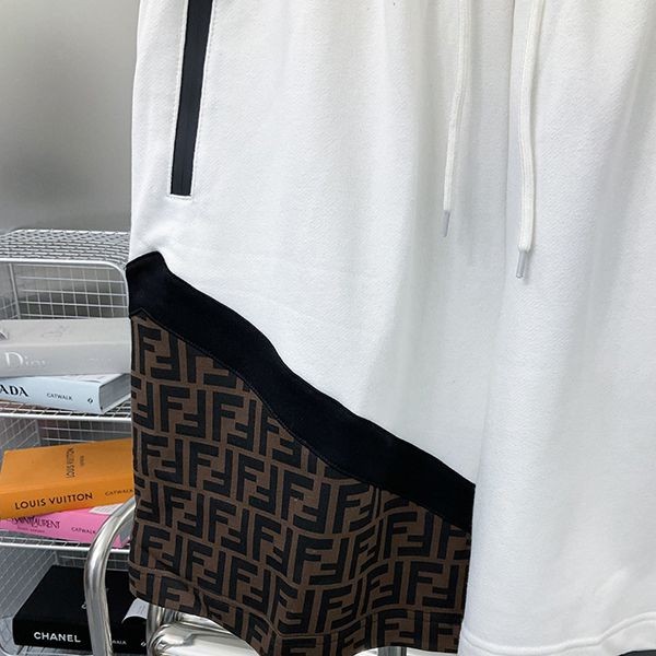 大人気!フェンディ FFモチーフ切替 偽物 ジャージー ハーフパンツ feo13432