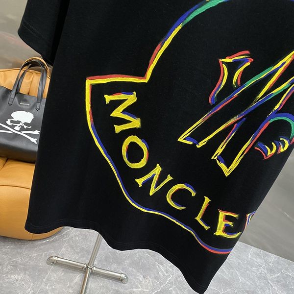 注目度抜群!モンクレール ロゴ Tシャツ 偽物 男女兼用 mom98285