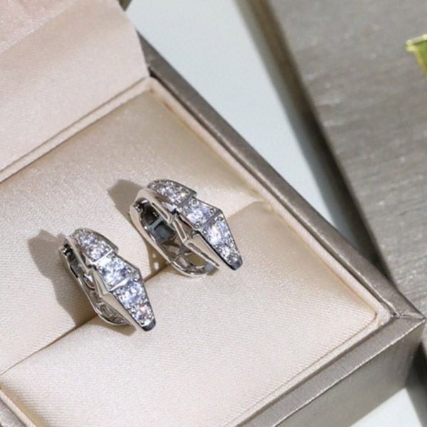 おすすめ ブルガリ SERPENTI VIPER 18K コピー ダイヤモンド ピアス Buo64089