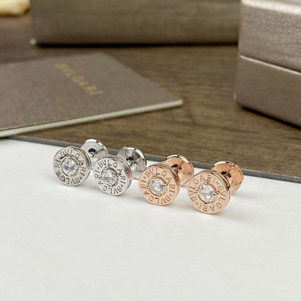 絶対欲しい!ブルガリ ピアス シングル ダイヤ ゴールド 18K Bup52571