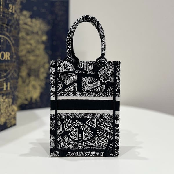 ギフトに最適ディオール BOOK TOTE ミニ フォンバッグ 偽物 S5555COMPM993