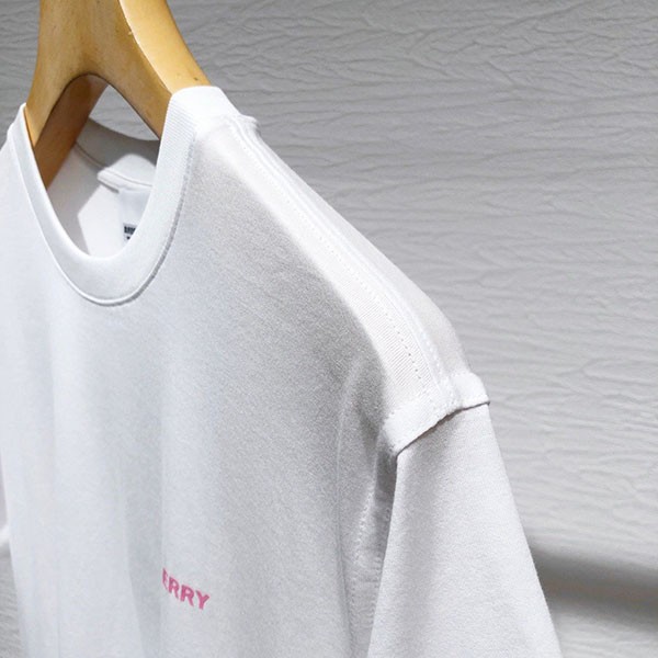 超希少!バーバリー 偽物 オークリーフ刺しゅうコットンオーバーTシャツ Bay29534
