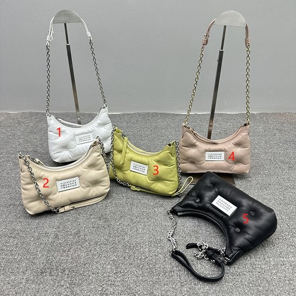 大人気!注目度抜群!メゾンマルジェラ グラム スラム 偽物ミニバッグ Mam75187