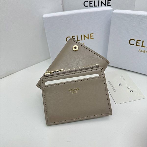 セリーヌ 偽物 トリオンフウォレット ピオニー Cei75098