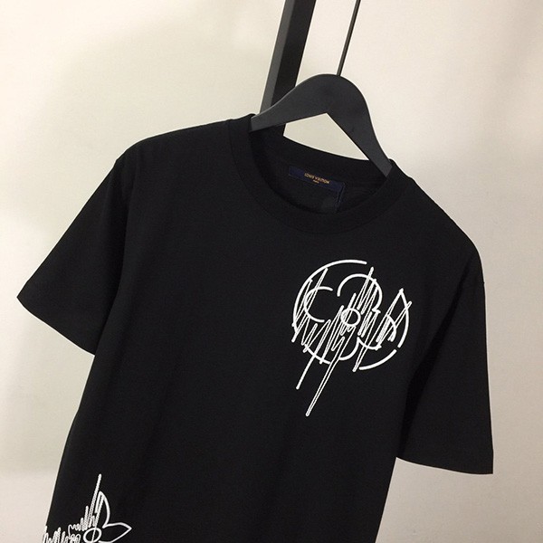 スタイリッシュ!【ルイヴィトン コピー】周波数 グラフィック Tシャツ 2色 vul82902