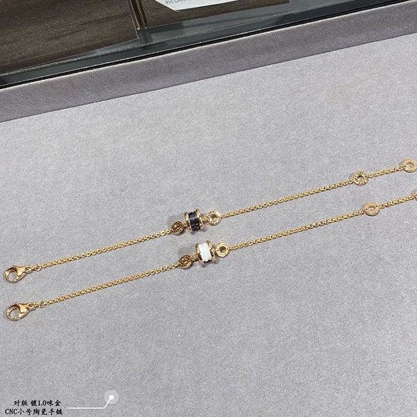 <最新で絶対欲しい>ブルガリ ビーゼロワン 偽物 ブレスレット Buk59464