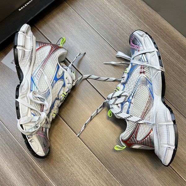 バレンシアガ SNEAKERS スニーカー 偽物 bak08099