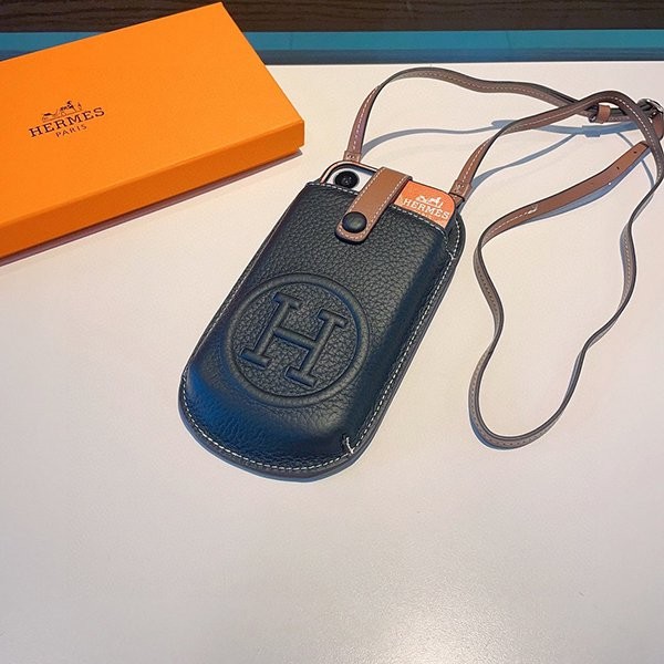 エルメス スマホポーチ・ネックストラップ付 コピー ere02188