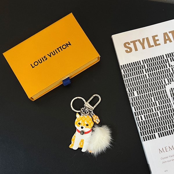 ヴィトン 犬 キーホルダー 偽物/LV シバ 柴犬 キーホルダー コピーチャーム M01199