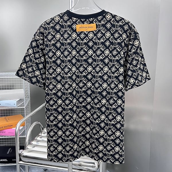 ルイヴィトン モノグラムコットンTシャツ 偽物 2色 ロゴ 人気 1ABJE9