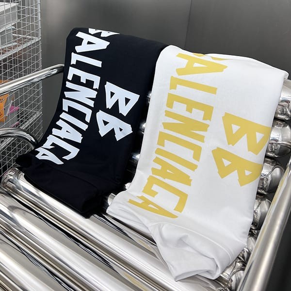 バレンシアガ Tシャツ 偽物 ユニセックス ロゴ 2色 bat96318