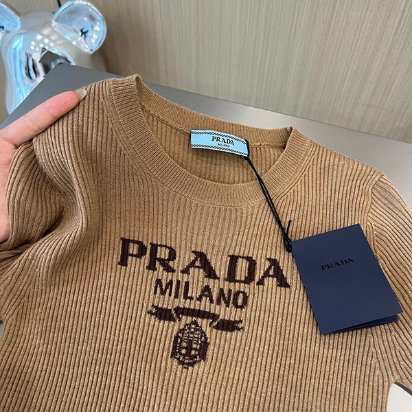 プラダ ロゴ入りシルククルーネックセーター コピー puw00256