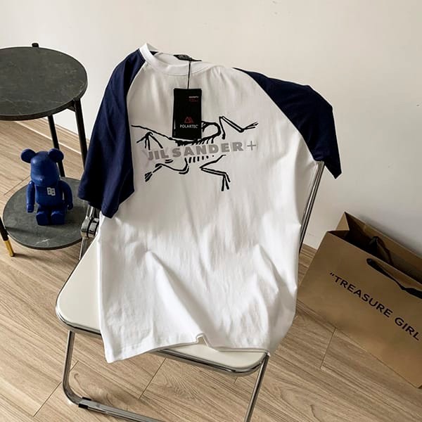 激安価格!ジルサンダー+ x アークテリクス コピー リフレクティブ コラボTシャツ 男女兼用 Jia44336