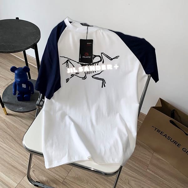 激安価格!ジルサンダー+ x アークテリクス コピー リフレクティブ コラボTシャツ 男女兼用 Jia44336