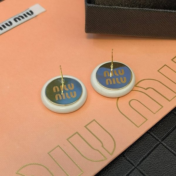 完売人気☆上品 ミュウミュウ コピー ロゴ ピアス myf81679