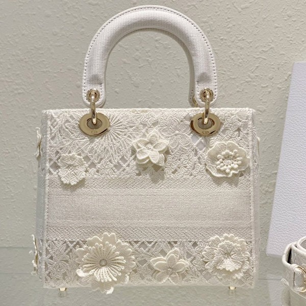 【こだわりある刺繍!】レディディオール 偽物 バッグ ミディアム def63732