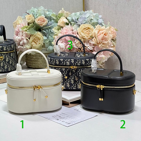 【人気!】ディオール 偽物 スモールヴァニティー2ウェイバック 3色 der70058