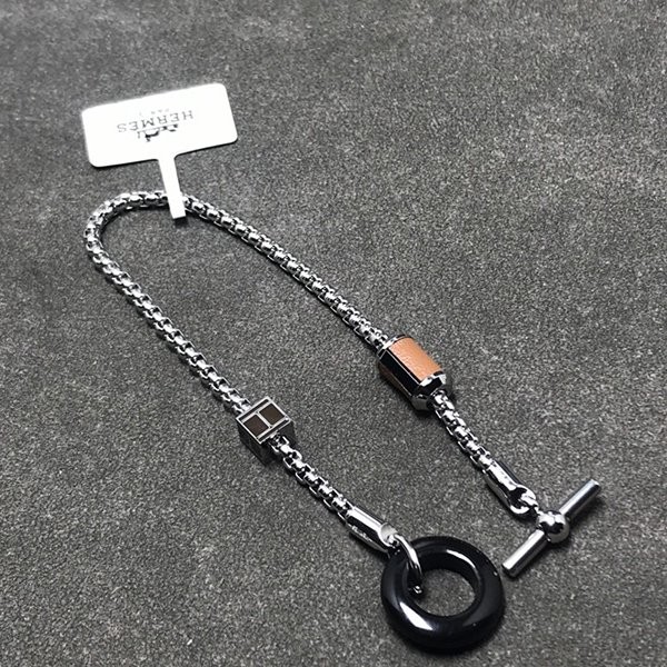 注目度抜群!エルメス シェーヌダンクル コピーブレスレット ert18162