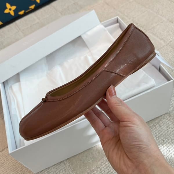 激安価格!メゾン マルジェラ コピー Tabi バレリーナ シューズ Maq87258