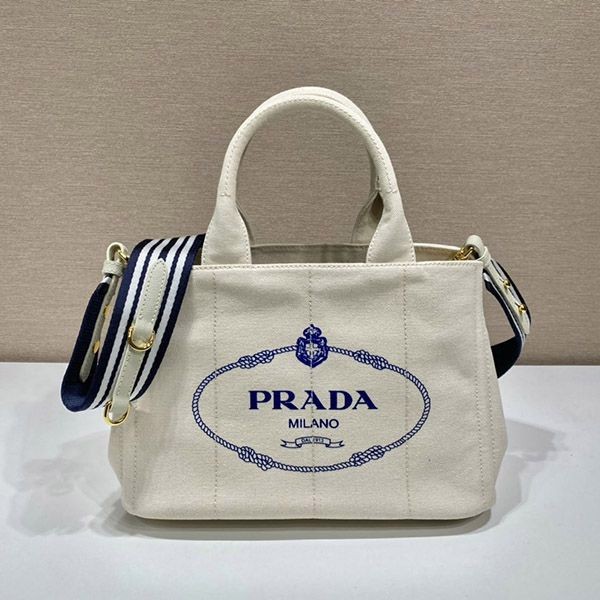 ★安心 プラダ ハンド トートバッグ CANAPA エンボスロゴ pug03931