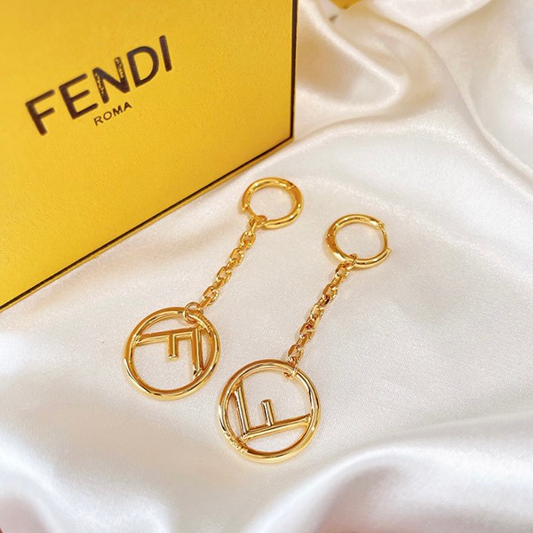 ★日本!!人気!フェンディ エフイズフェンディ コピー ラウンドピアス fey30984
