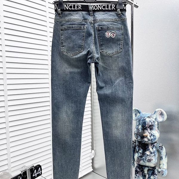 激安価格!モンクレール ジップフライジーンズ moz46263