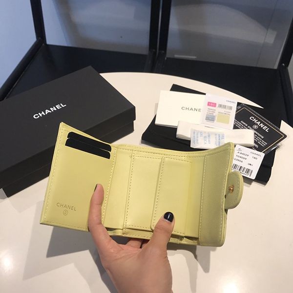 超希少!シャネル クラシック スモール コピーフラップ ウォレットA84029 shp96916