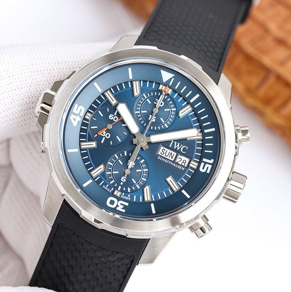 セール ♪IWC アクアタイマー 偽物 クロノ エクスペディション・ジャック=イヴ・クストー iwu88089