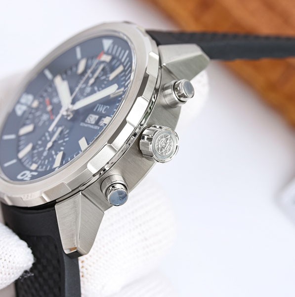 セール ♪IWC アクアタイマー 偽物 クロノ エクスペディション・ジャック=イヴ・クストー iwu88089