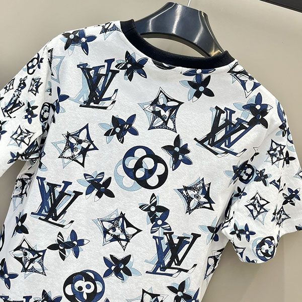 ルイヴィトン 3DマヒナモノグラムTシャツ コピー モノグラム vun78715
